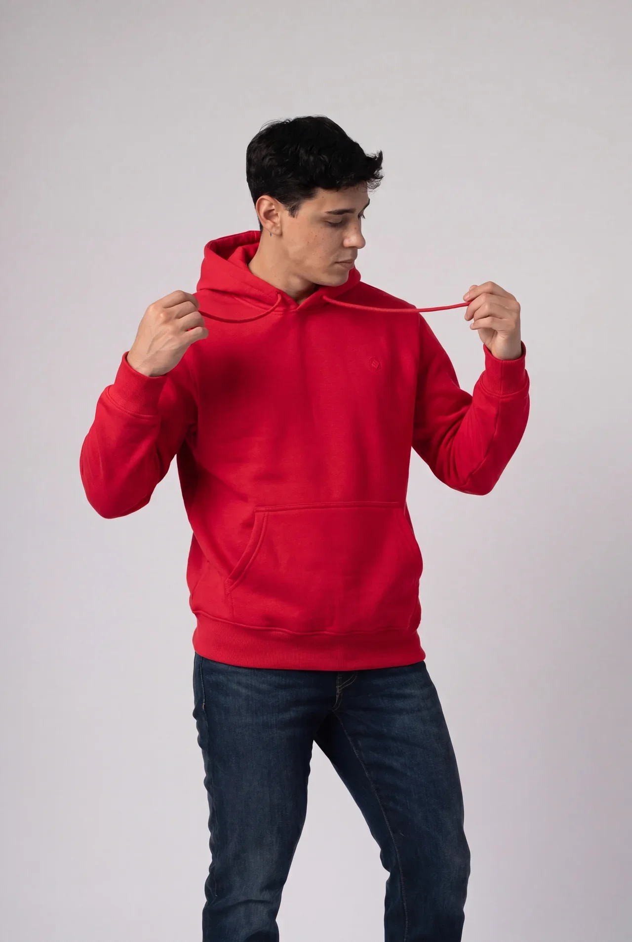 POLERA BASICA CERRADA vista 2